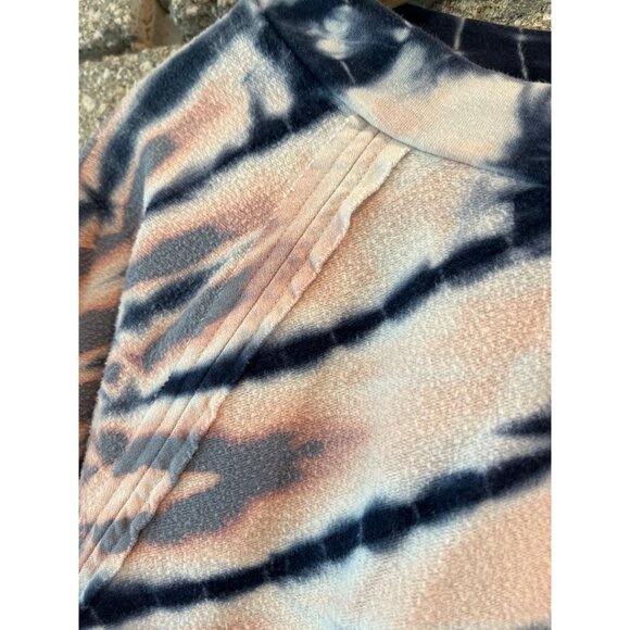 Tie-Dye Long-Sleeve Crewneck Top In Peach & Navy Velvet Blend - Picture 3 of 12